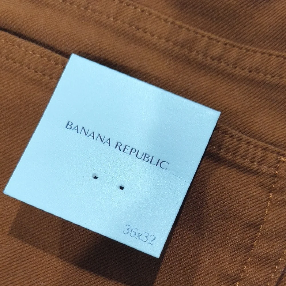 Banana Republic Slim Traveler Pant 36W x 32L